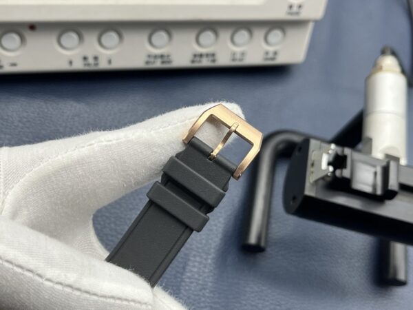 IWC Pilot’s Watch IW388309 – 41mm 18K 5N Gold Men’s Chronograph - Image 10