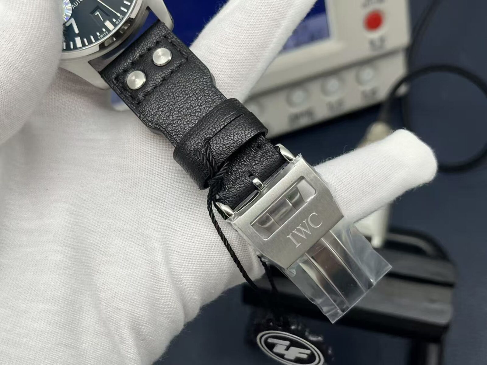 IWC Big Pilot’s Watch 46.2mm Black Dial Stainless Steel - Image 9
