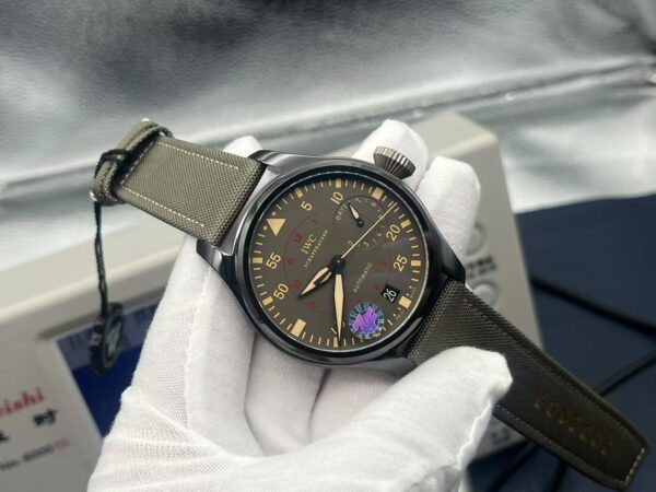 IWC Pilot’s Watch Automatic Mechanical Movement Power Reserve Date Display 60M Water Resistant Men’s Watch Swiss Watch 48.6mm Grey Dial Ceramic Case - Image 2