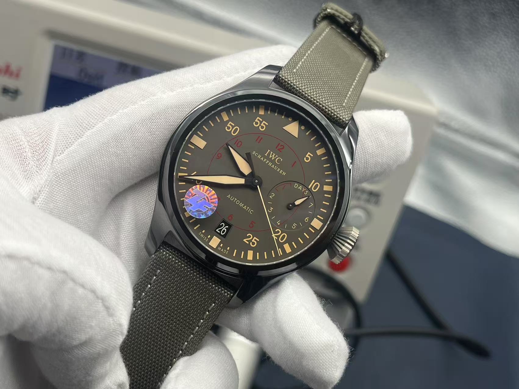IWC Pilot’s Watch Automatic Mechanical Movement Power Reserve Date Display 60M Water Resistant Men’s Watch Swiss Watch 48.6mm Grey Dial Ceramic Case - Image 4