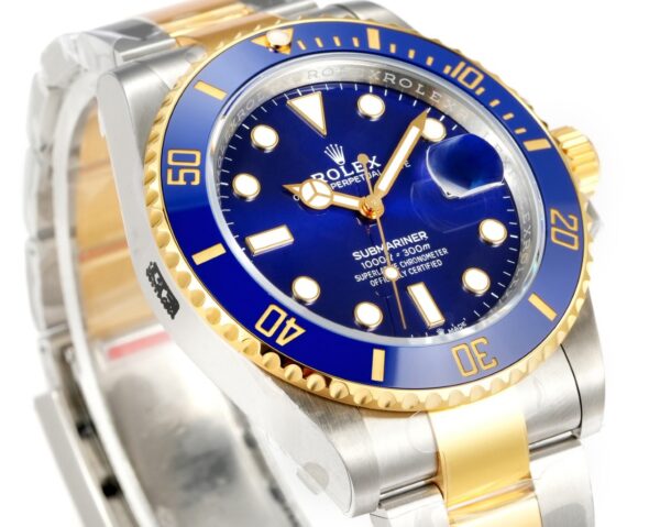 Rolex Submariner Date Two-Tone Blue - Image 4