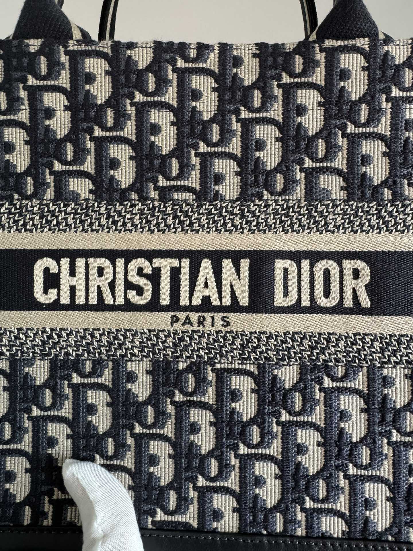 Dior Book Tote Small Blue Oblique Embroidered Calfskin Bag - Image 11