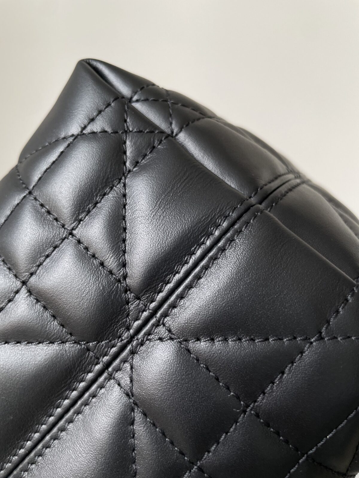 Dior Toujours Small Black Cannage Calfskin Vertical Tote Bag - Image 11