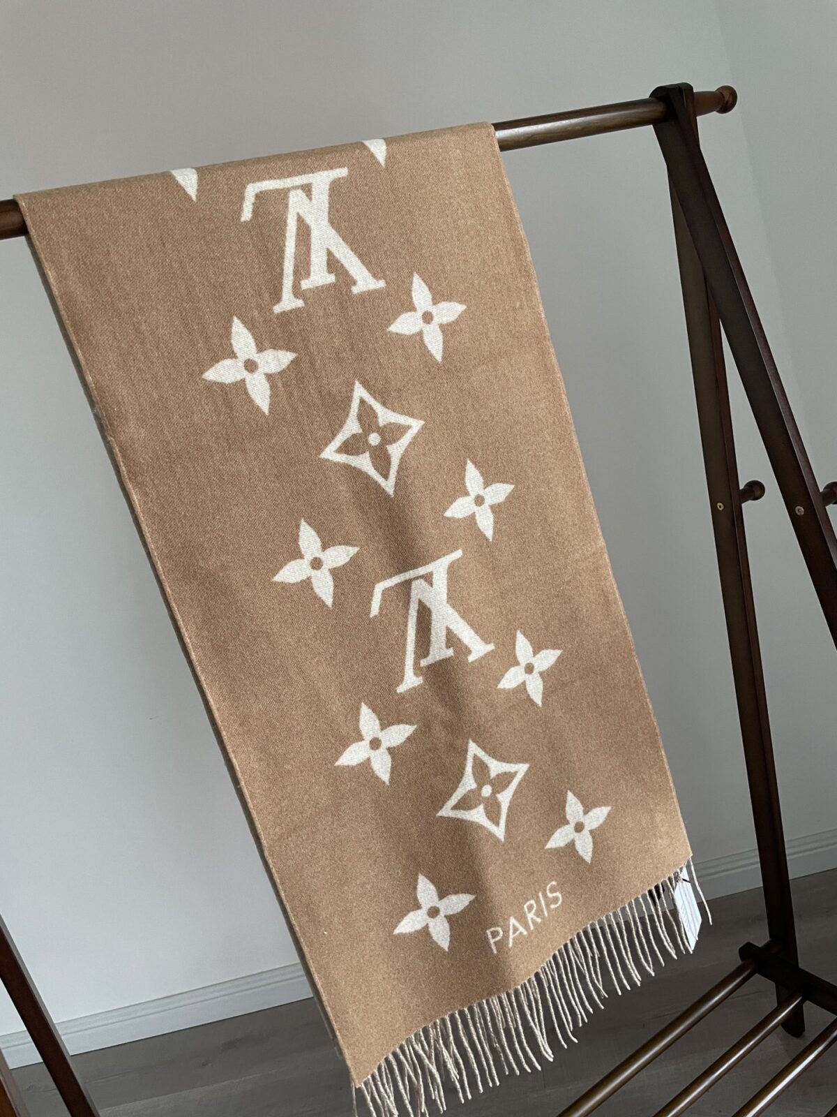 Louis Vuitton Jacquard Woven Cashmere Tassel Scarf Milk Tea - Image 4