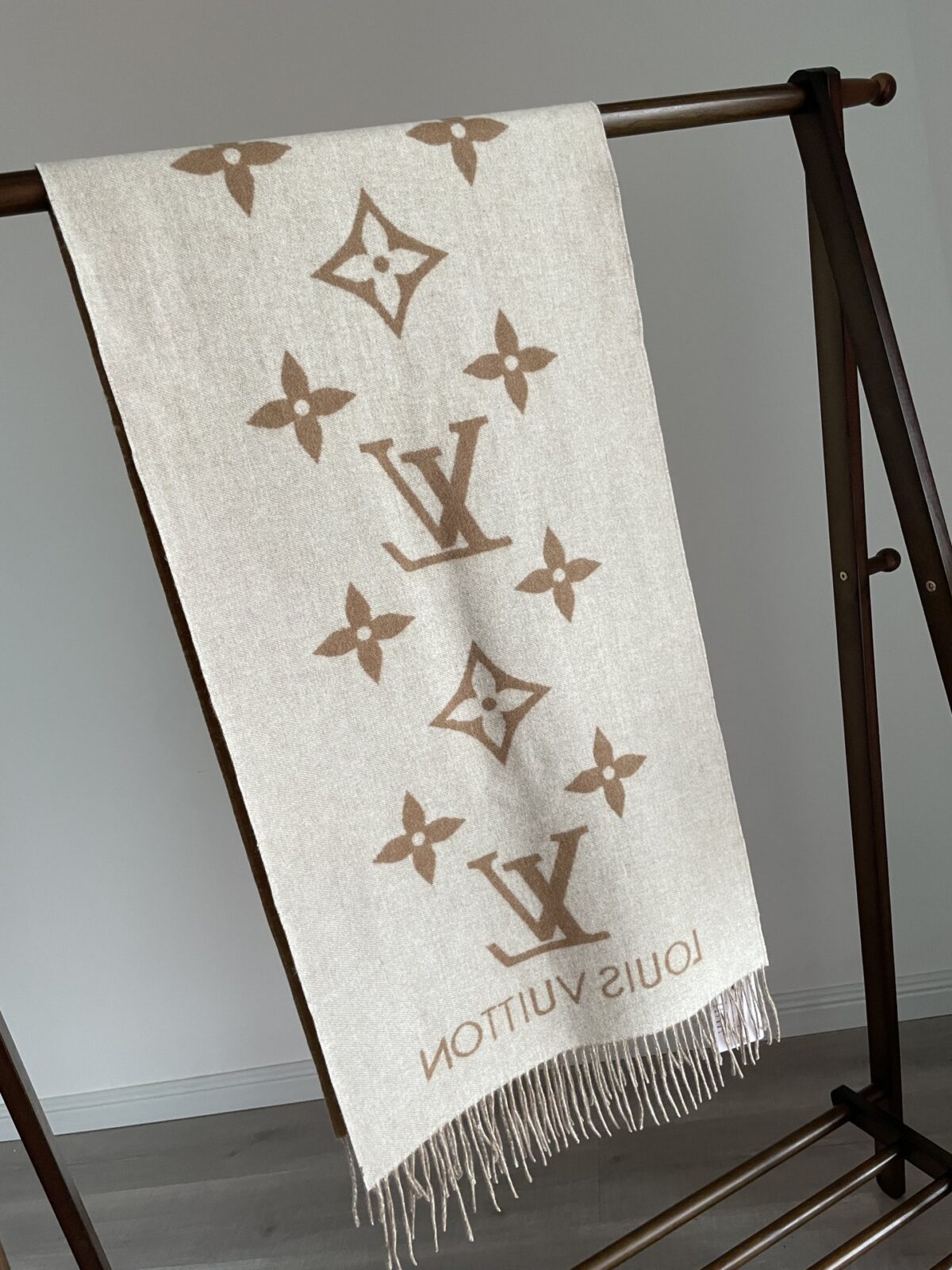 Louis Vuitton Jacquard Woven Cashmere Tassel Scarf Milk Tea - Image 5
