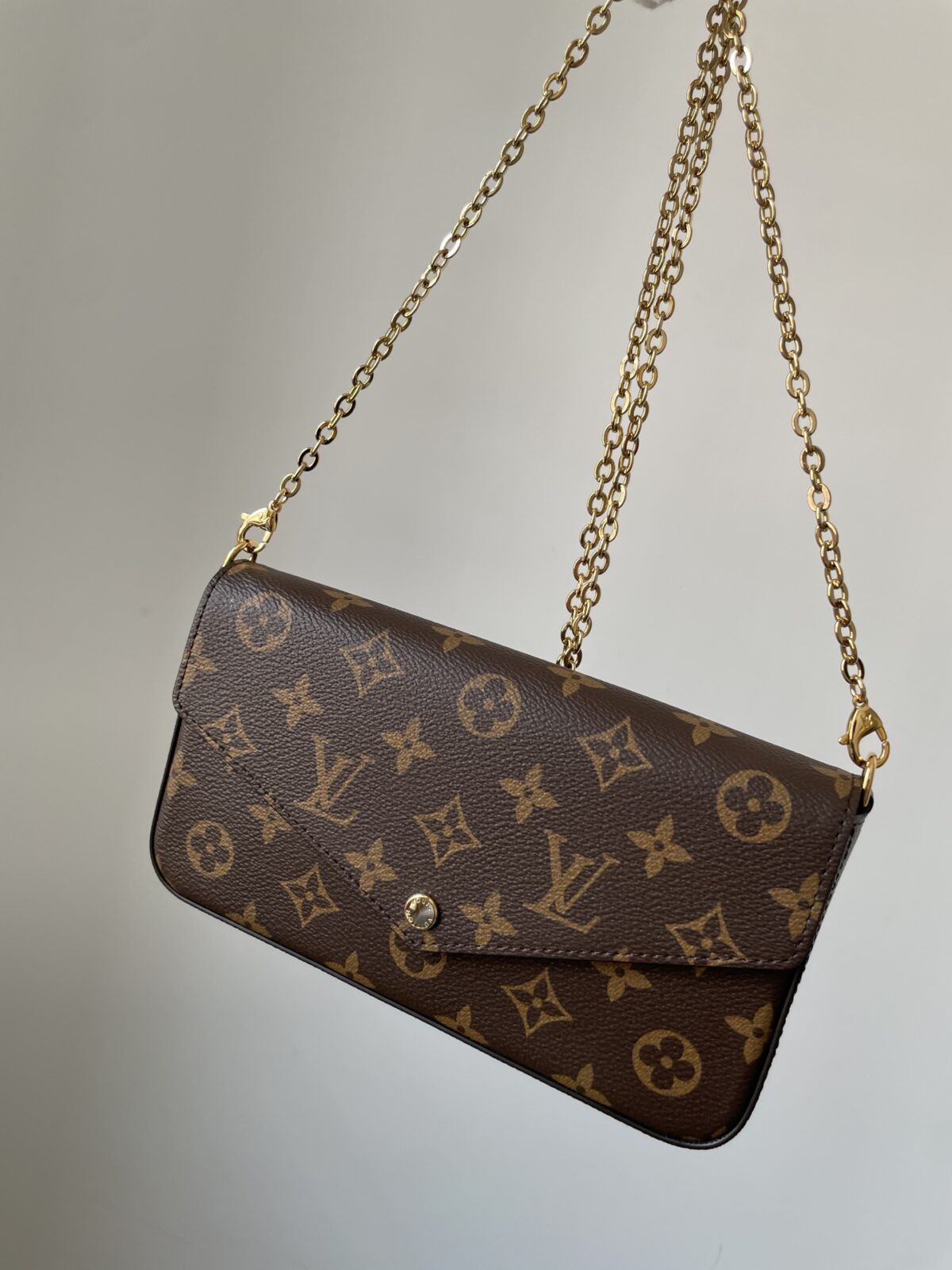 Louis Vuitton Pochette Félicie Monogram 3-in-1 Chain Bag Brown - Image 2