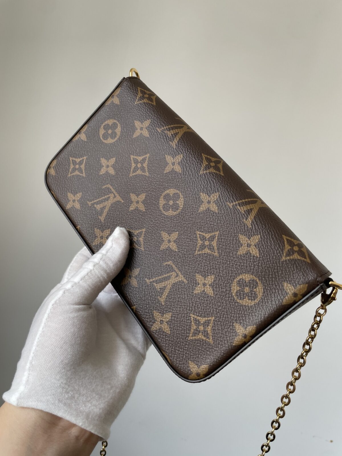 Louis Vuitton Pochette Félicie Monogram 3-in-1 Chain Bag Brown - Image 5