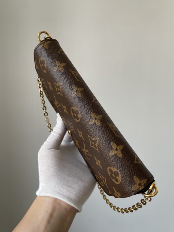 Louis Vuitton Pochette Félicie Monogram 3-in-1 Chain Bag Brown - Image 7