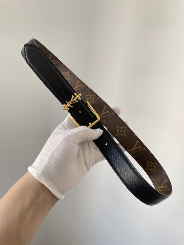 Louis Vuitton Logo Buckle Leather Belt Women Black - Image 2