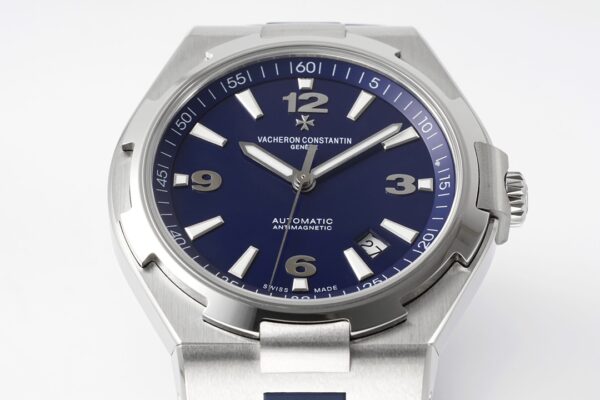 Vacheron Constantin Overseas Automatic 42mm Blue Dial Men’s Watch - Image 3