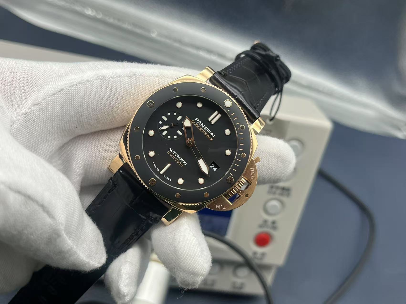 Panerai Submersible Automatic 42mm Black Dial Goldtech Case Alligator Strap Men’s Watch - Image 4