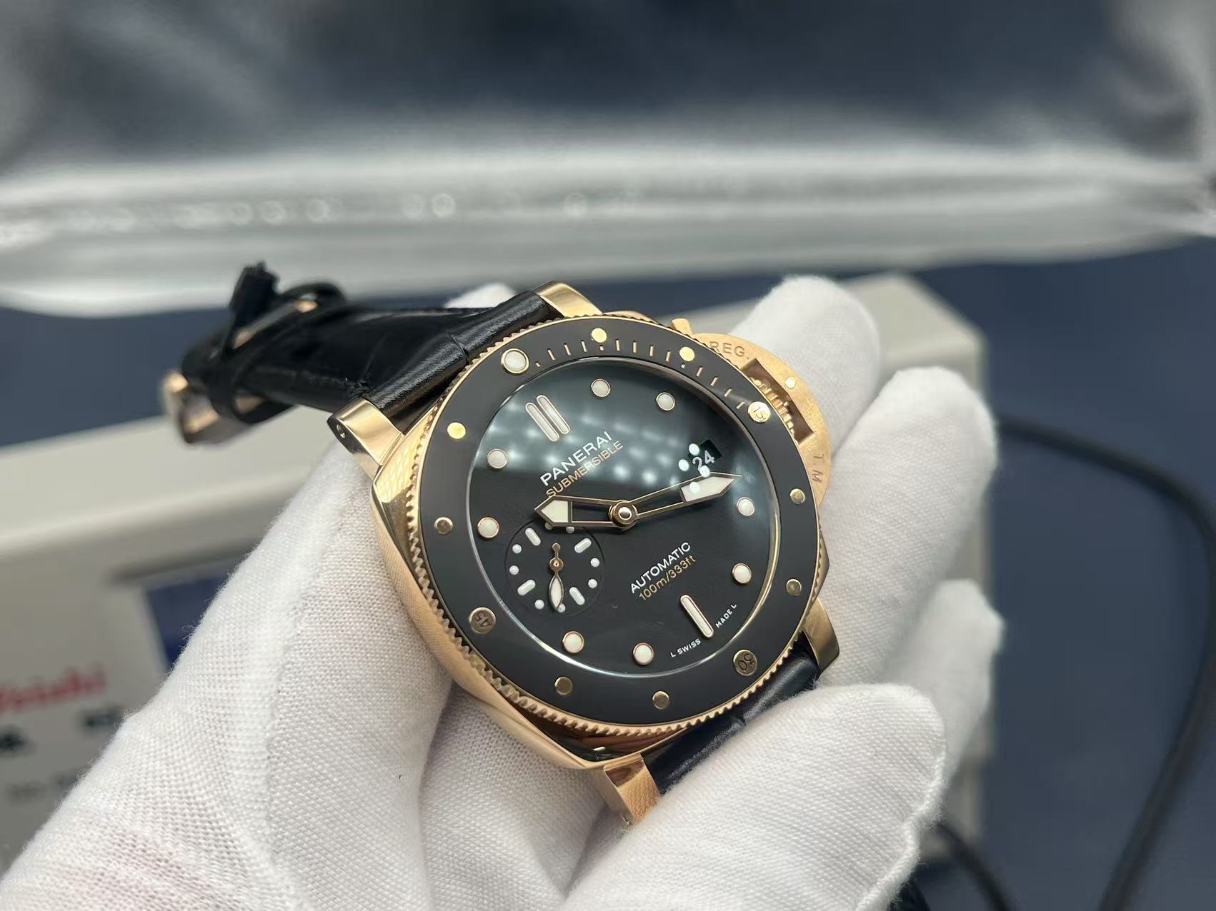 Panerai Submersible Automatic 42mm Black Dial Goldtech Case Alligator Strap Men’s Watch - Image 5
