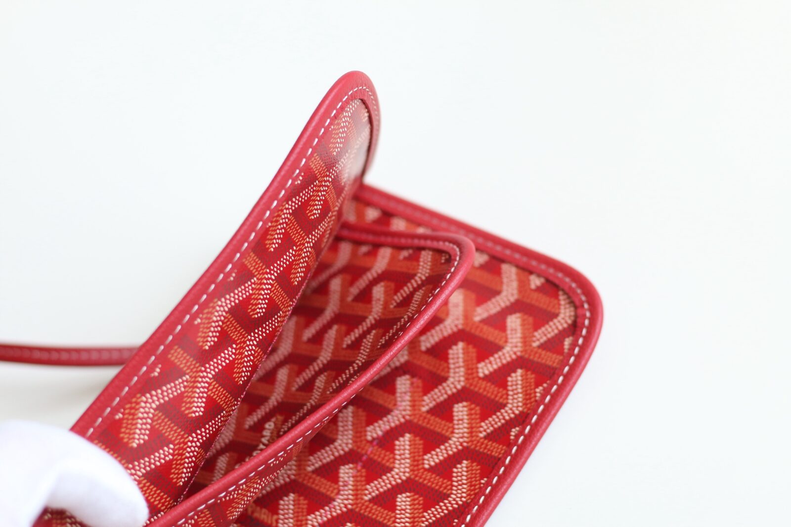 GOYARD Plumet Multi-Pocket Canvas Envelope Crossbody Bag – Unisex - Image 13