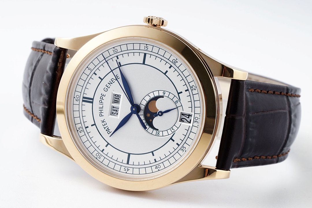 Patek Philippe Complications 5396R-001 White Dial Annual Calendar - Image 5
