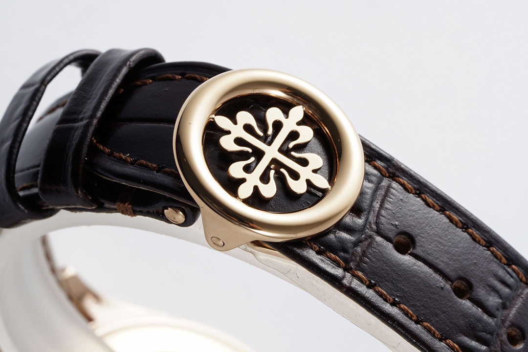Patek Philippe Complications 5396R-001 White Dial Annual Calendar - Image 7