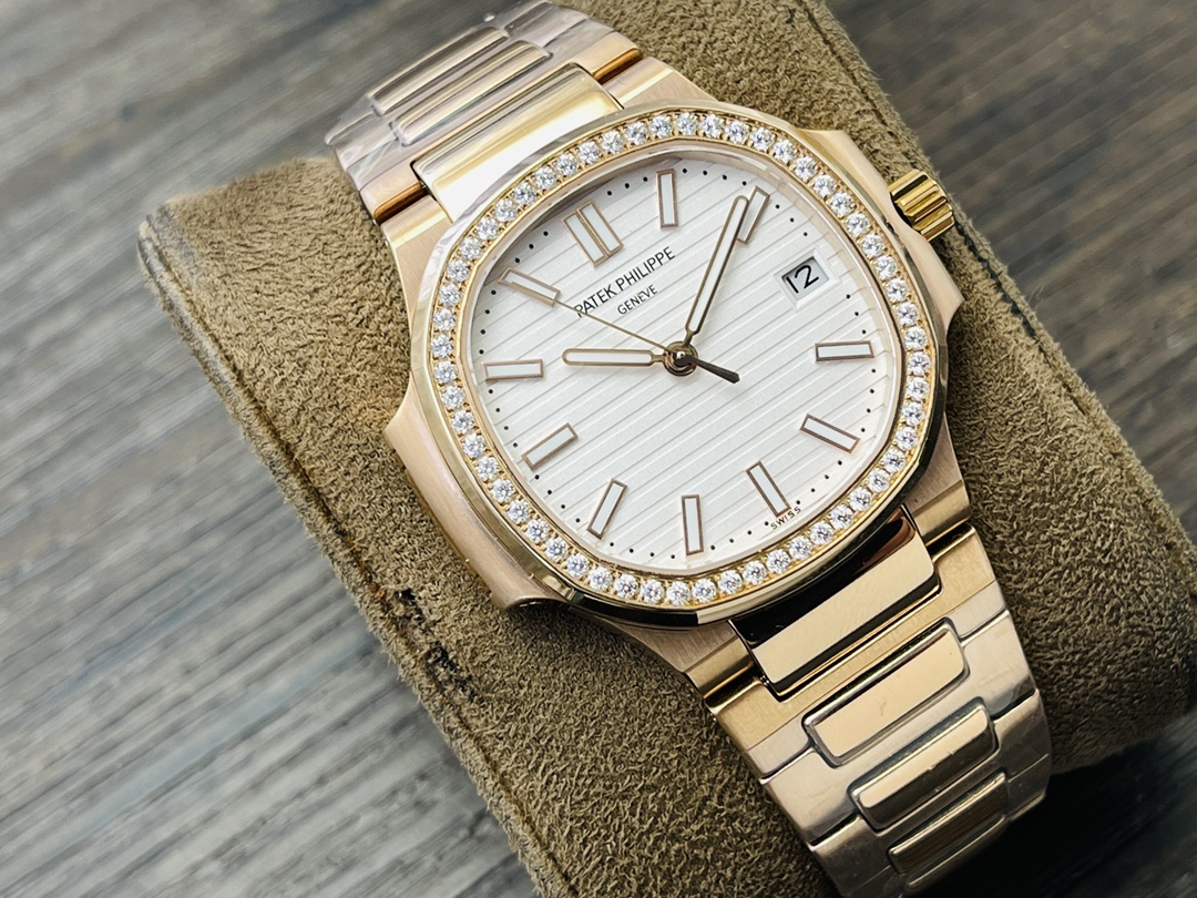 Patek Philippe Nautilus 5711/1Z-002 White Dial Rose Gold Diamond Bezel - Image 2
