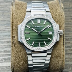 Patek Philippe Nautilus 5711/1Z-014 Green Dial Diamond Bezel