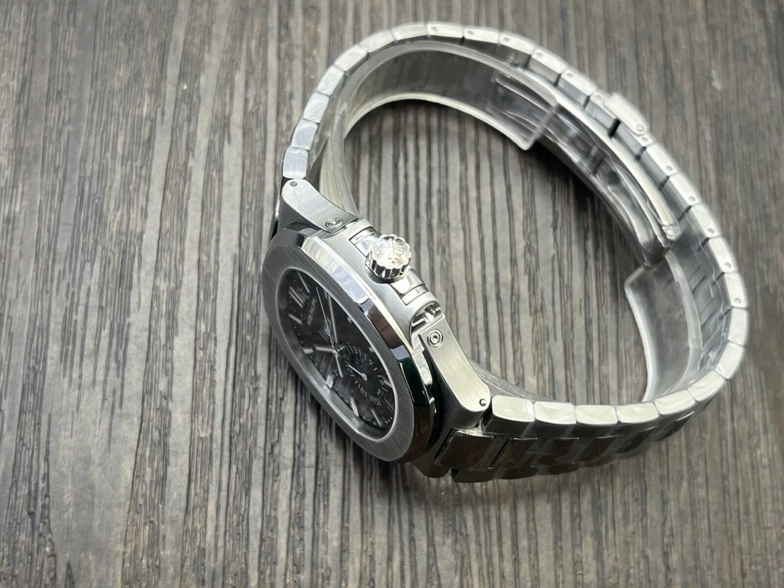 Patek Philippe Nautilus 5726/1A-001 Gray Dial Annual Calendar - Image 5