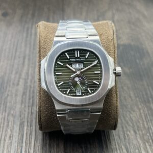 Patek Philippe Nautilus 5726/1A-003 Green Dial Annual Calendar