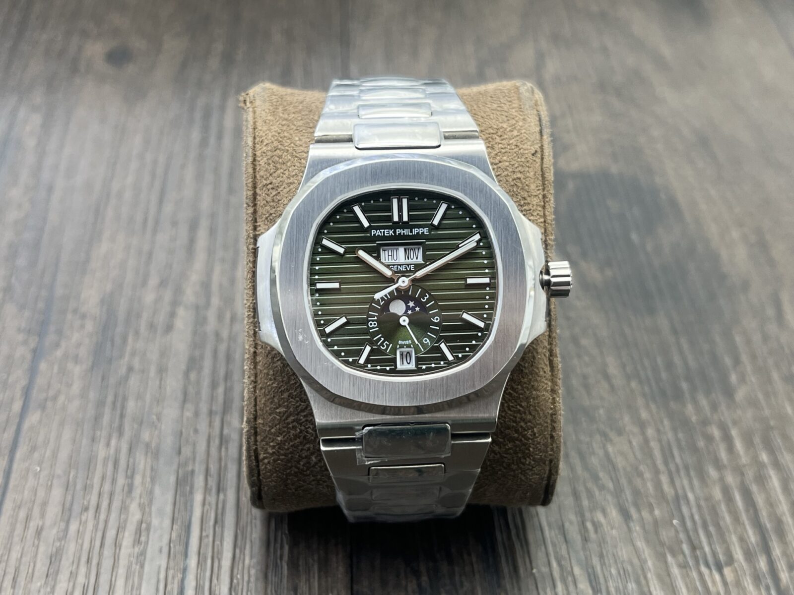 Patek Philippe Nautilus 5726/1A-003 Green Dial Annual Calendar