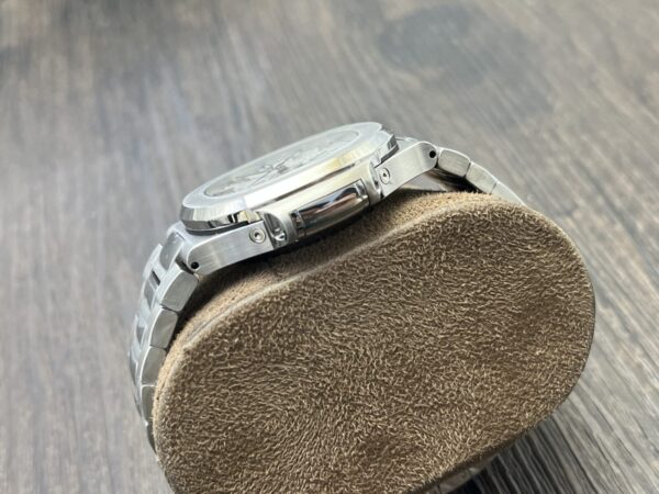 Patek Philippe Nautilus 5726/1A-010 Silver Dial Annual Calendar - Image 4