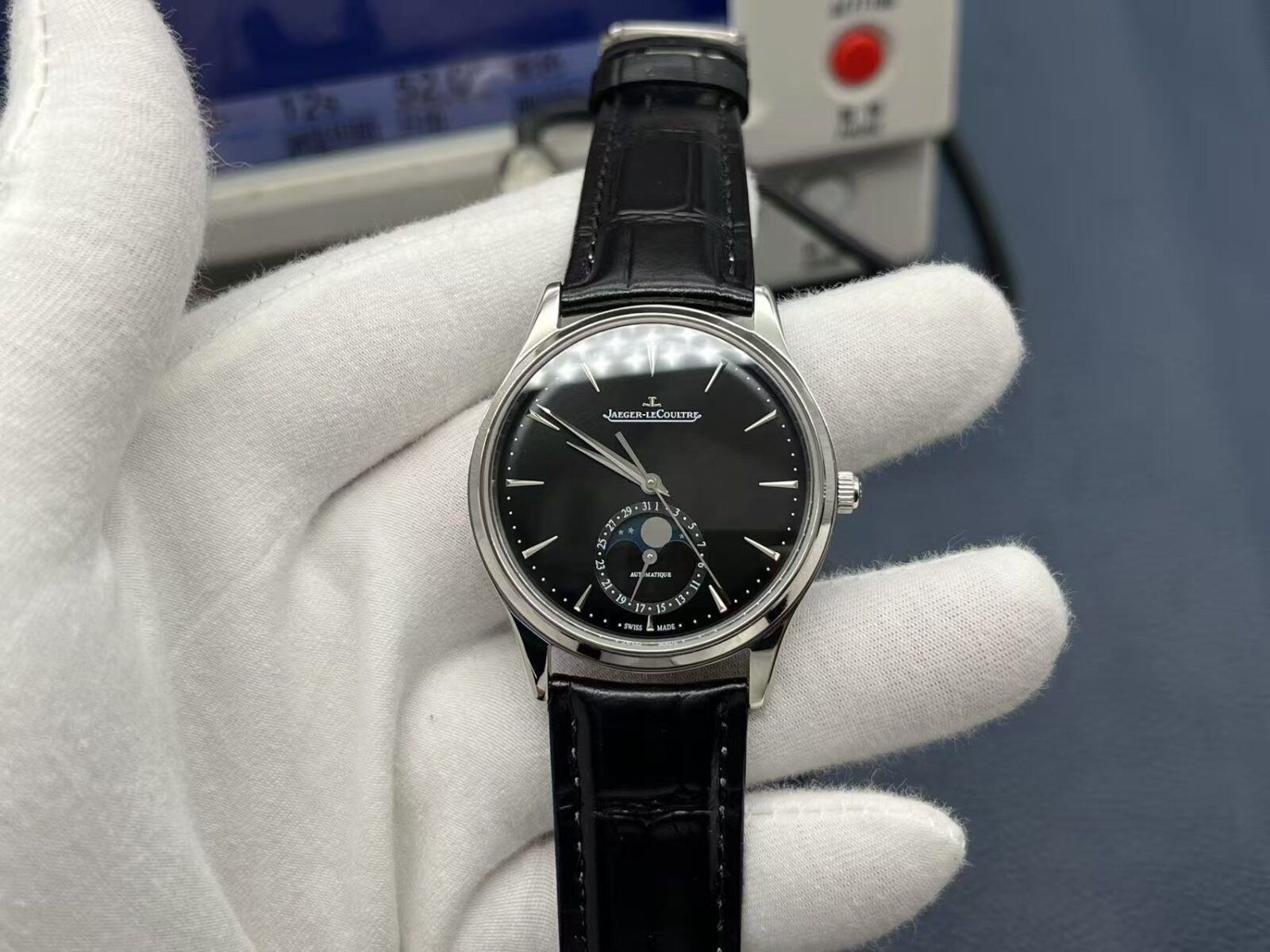 Jaeger-LeCoultre Master Automatic 39mm Black Dial Stainless Steel Case Alligator Strap Men’s Watch - Image 3