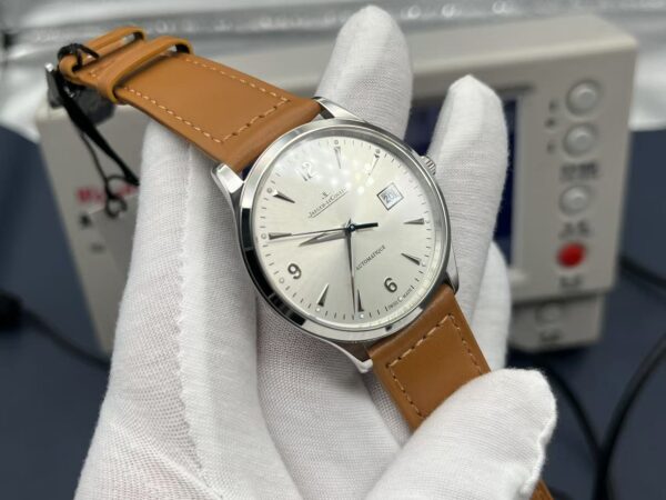 Jaeger-LeCoultre Master Automatic 40mm Silver Dial Stainless Steel Case Leather Strap Men’s Watch - Image 5