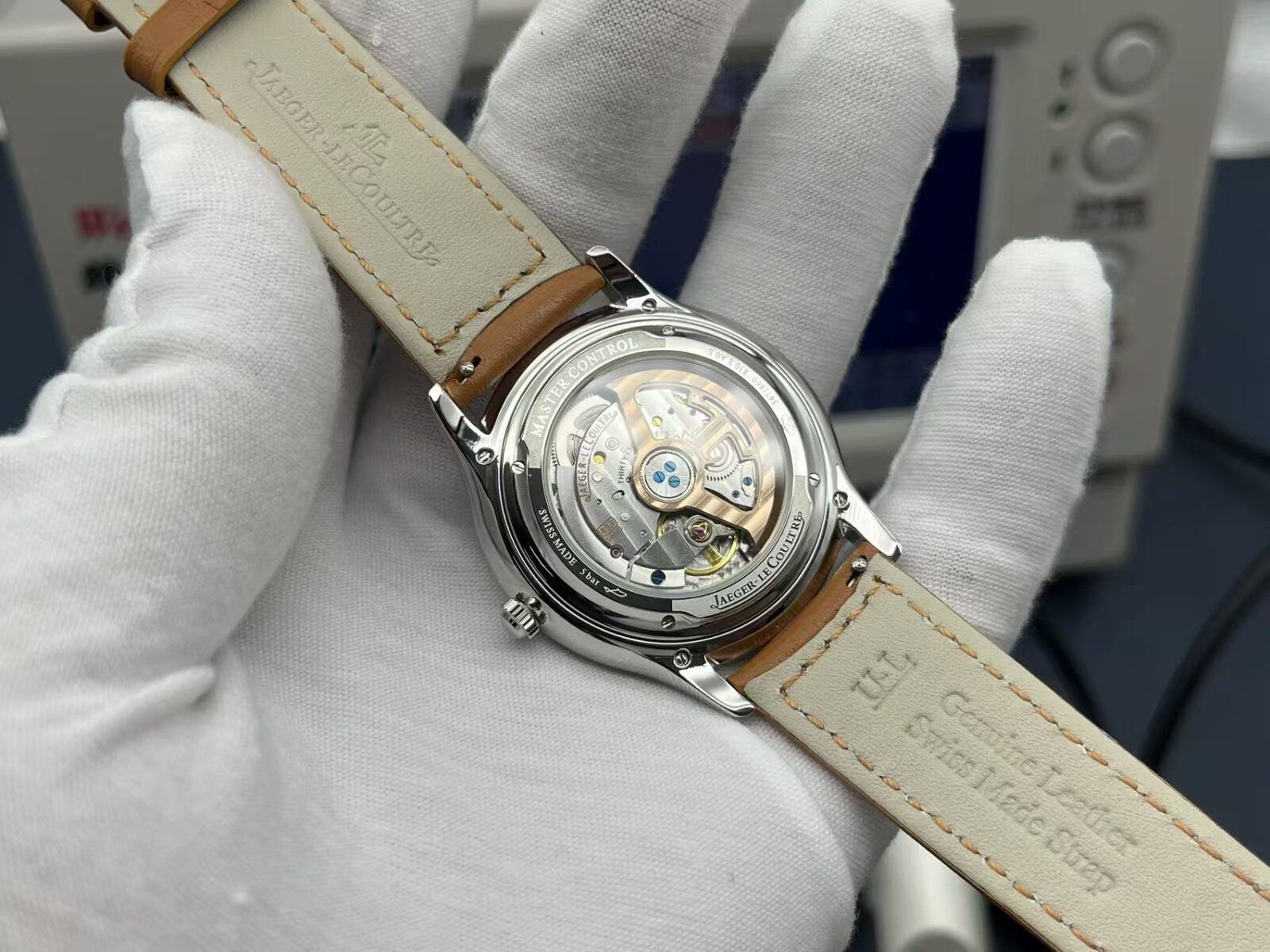 Jaeger-LeCoultre Master Automatic 40mm Silver Dial Stainless Steel Case Leather Strap Men’s Watch - Image 8