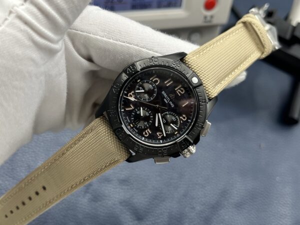 Breitling Avenger B01 Chronograph Automatic Chronograph Men’s Watch 42mm Black Dial Ceramic Case with Leather Strap - Image 4