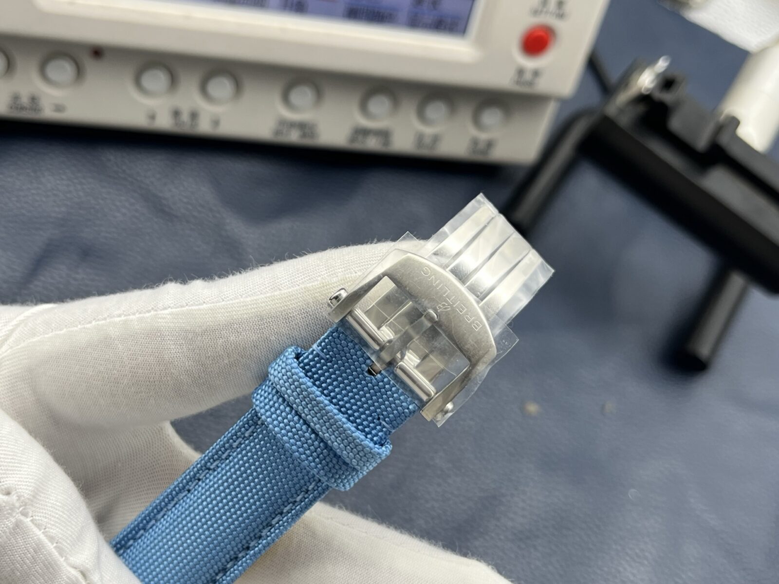 Breitling Avenger Automatic Chronograph Men’s Watch 42mm Blue Dial Ceramic Case with Calf Leather Strap - Image 10