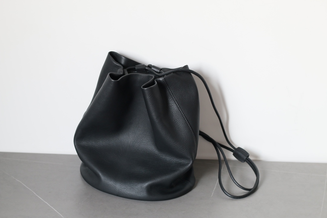 THE ROW Joe Calfskin Drawstring Backpack – Black - Image 7