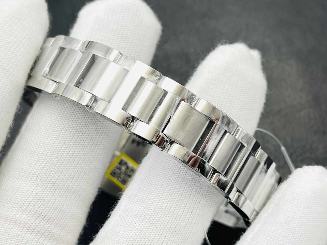 Cartier Ballon Bleu Series Automatic Mechanical Women’s Watch 33mm Silver Dial Stainless Steel Case and Bracelet - Image 10