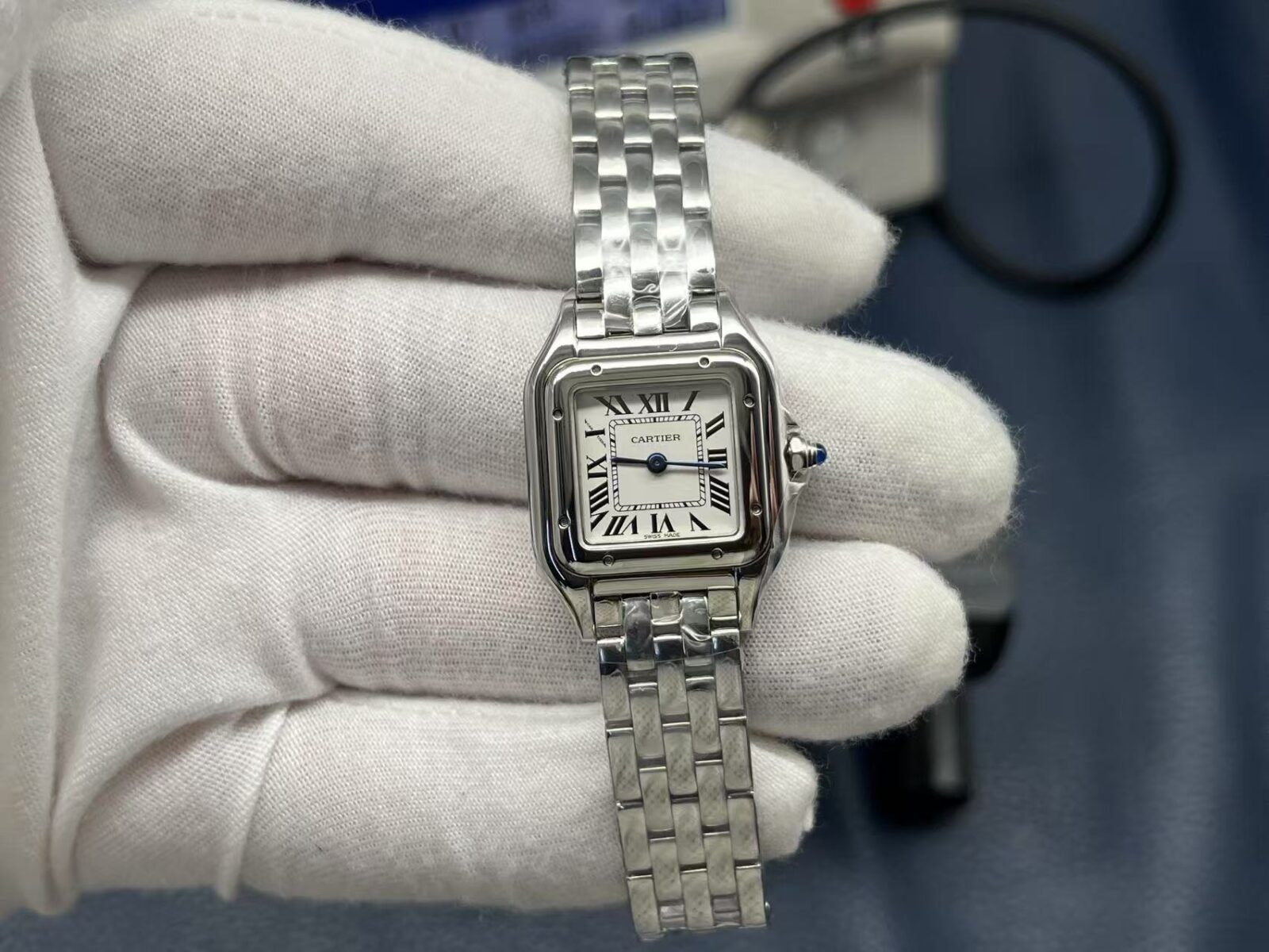 Cartier Panthère de Cartier Series Quartz Women’s Watch 22×30mm White Dial Stainless Steel Case and Bracelet - Image 3