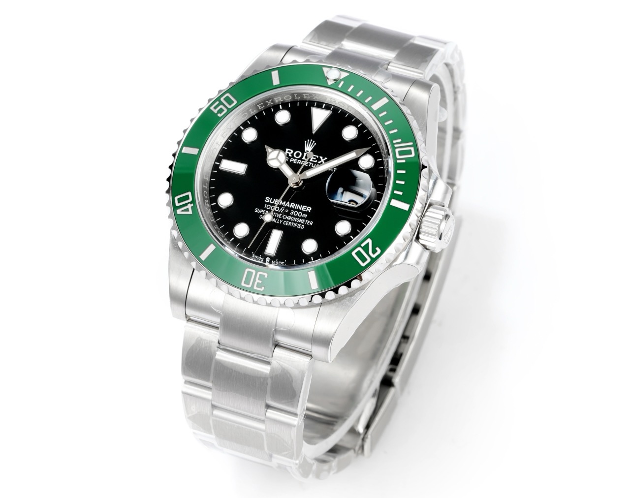 Rolex Submariner Date Green Bezel - Image 2