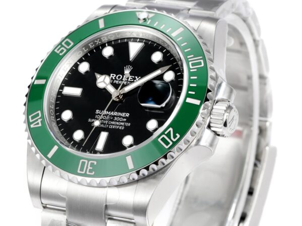 Rolex Submariner Date Green Bezel - Image 3