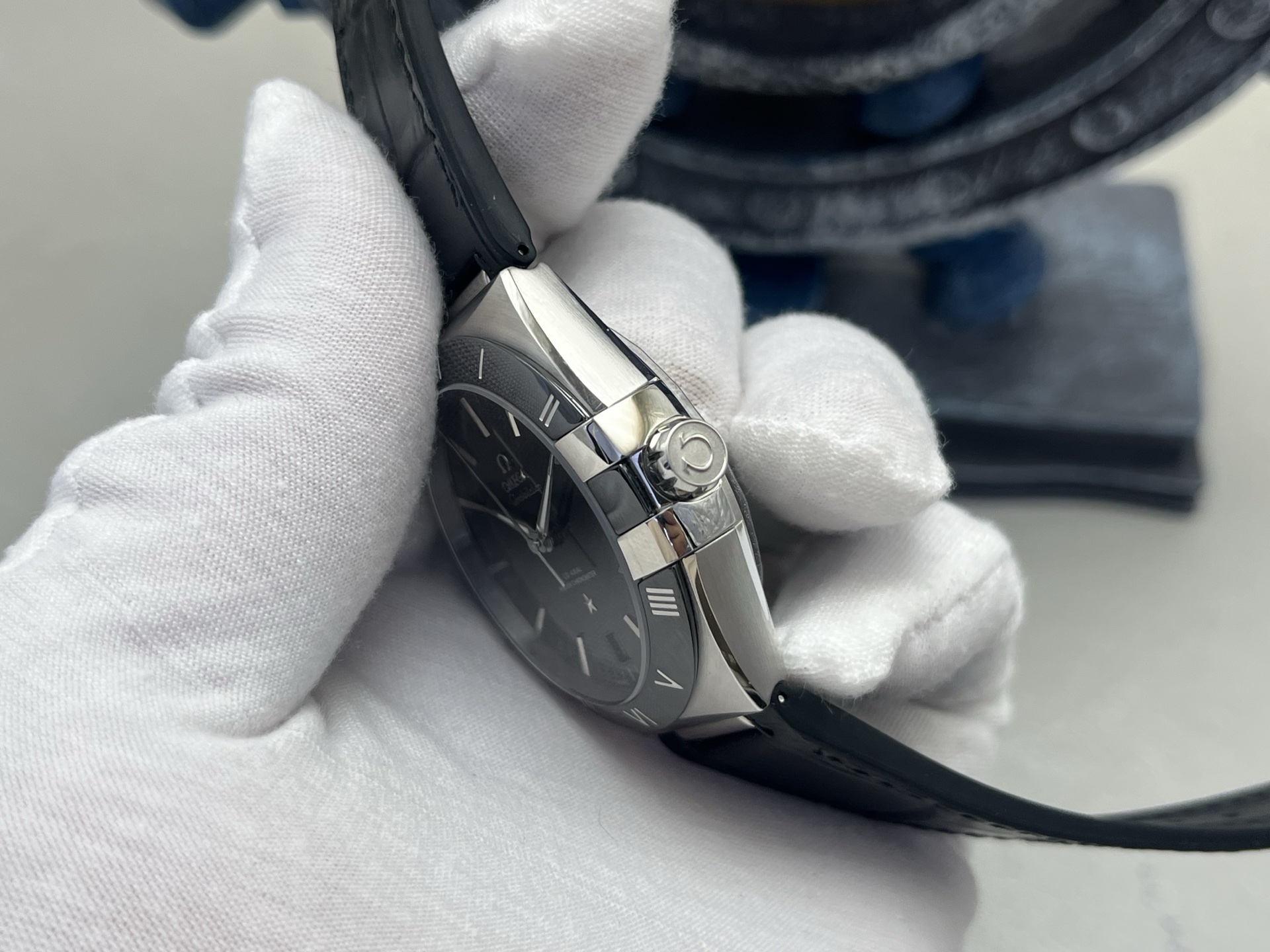 OMEGA Constellation 41mm Automatic Watch Black Dial Leather Strap - Image 6