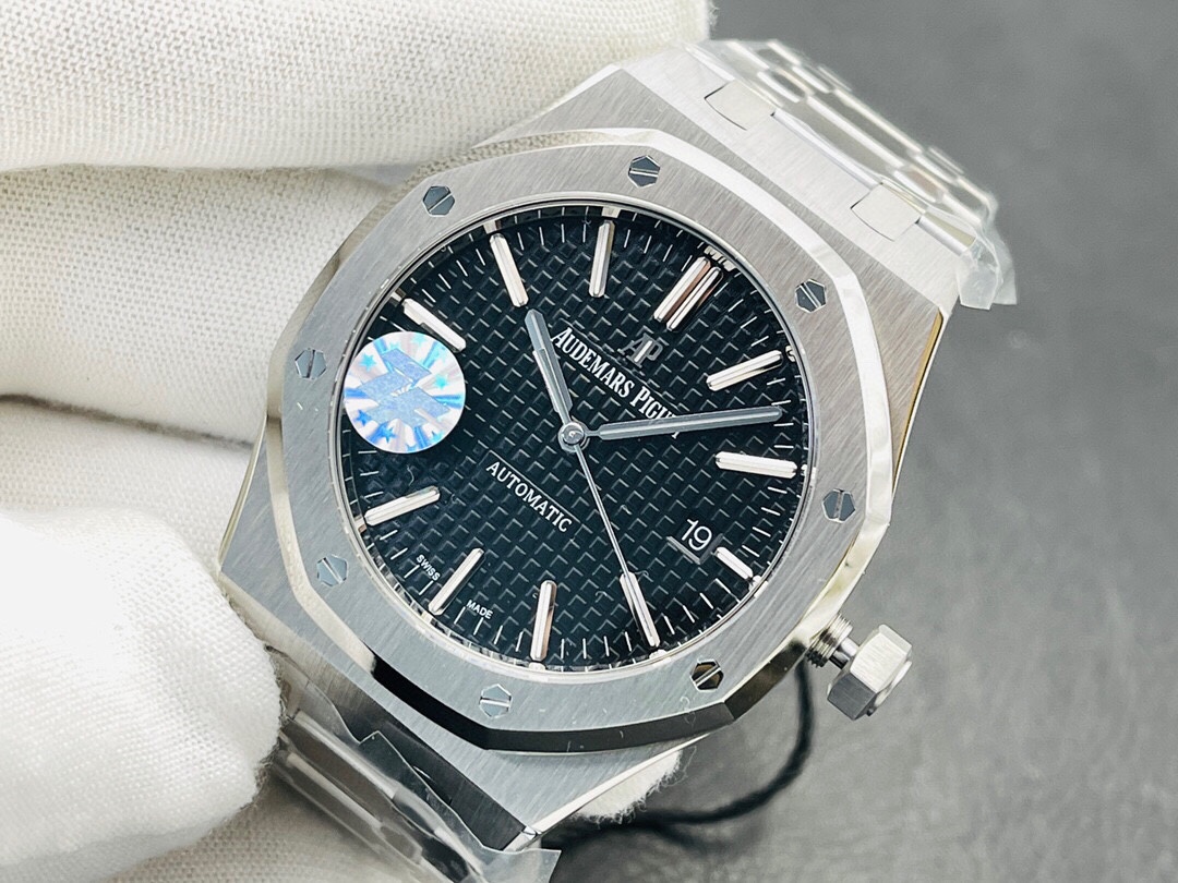 Audemars Piguet Royal Oak 41mm Black Dial Automatic Watch - Image 4