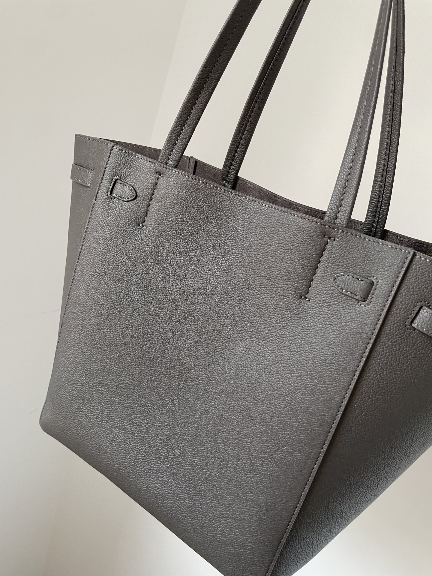 CELINE Cabas Phantom Small Tote Grained Calfskin Leather Women Light Charcoal - Image 5