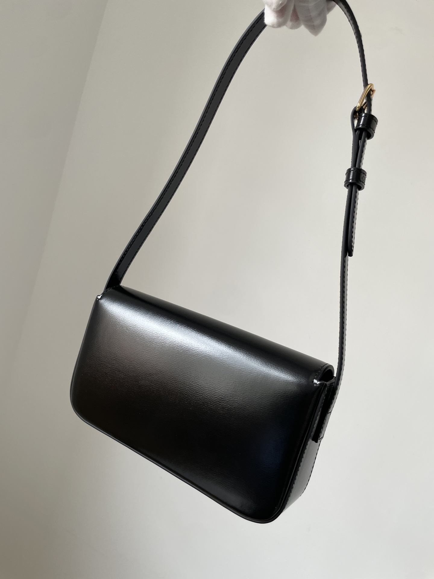 CELINE Triomphe Claude Shiny Calfskin Shoulder Bag Adjustable Strap Women Black - Image 4