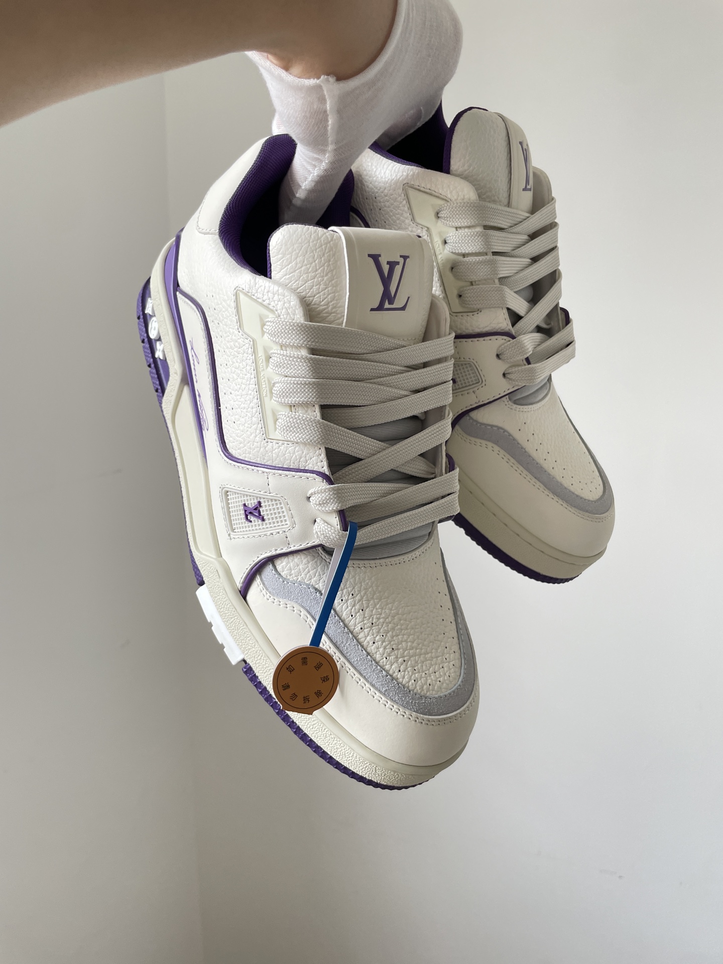 Louis Vuitton Trainer White Purple Leather Low-Top Sneakers - Image 5