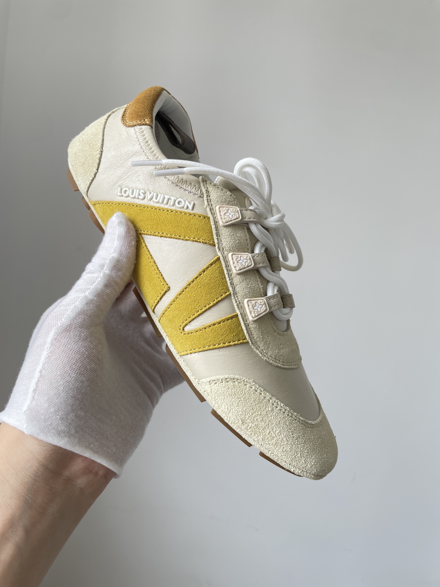 Louis Vuitton Sneakerina Beige Lambskin Ballet-Inspired Low-Top Casual Shoes - Image 2