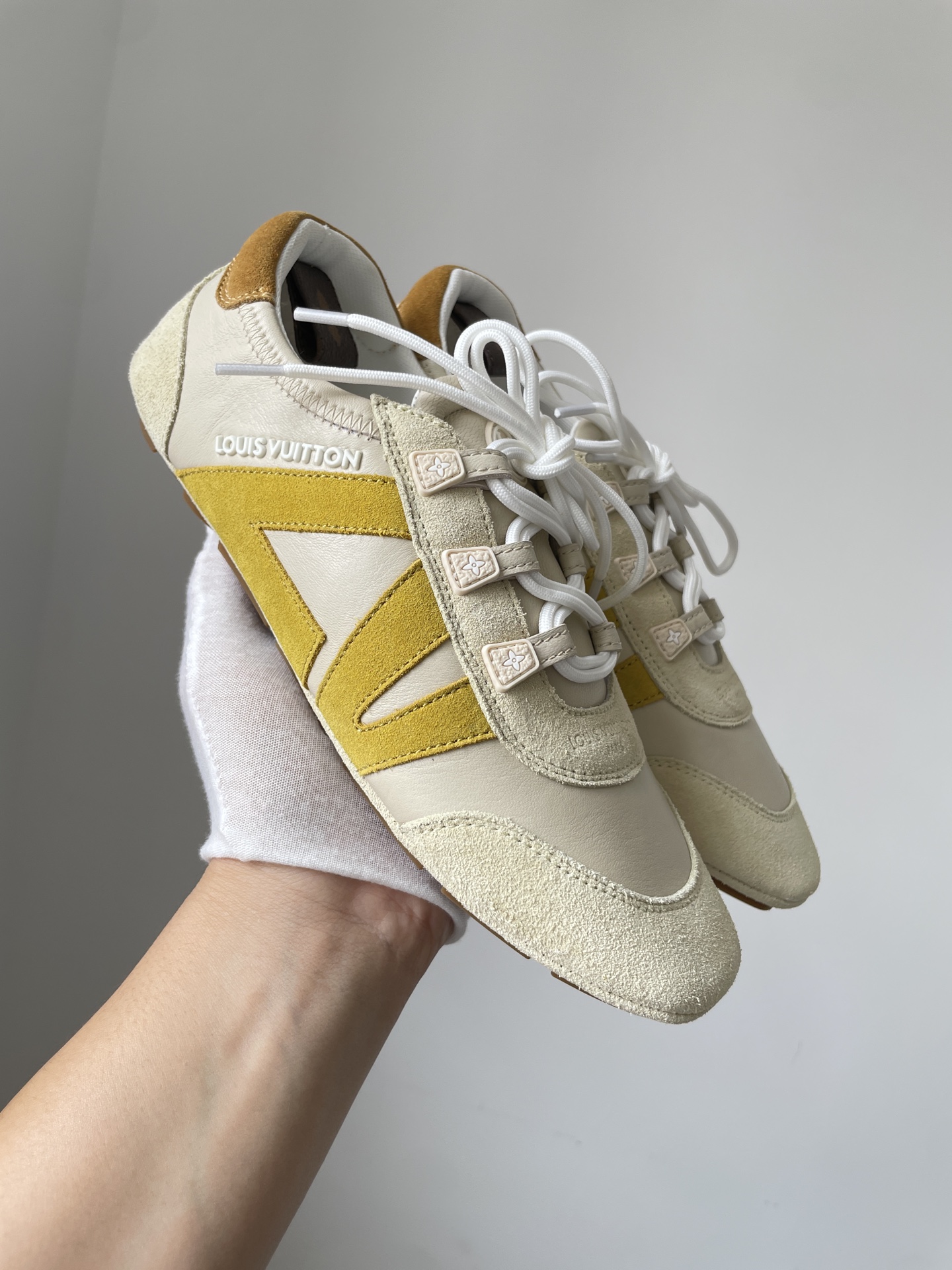 Louis Vuitton Sneakerina Beige Lambskin Ballet-Inspired Low-Top Casual Shoes - Image 3