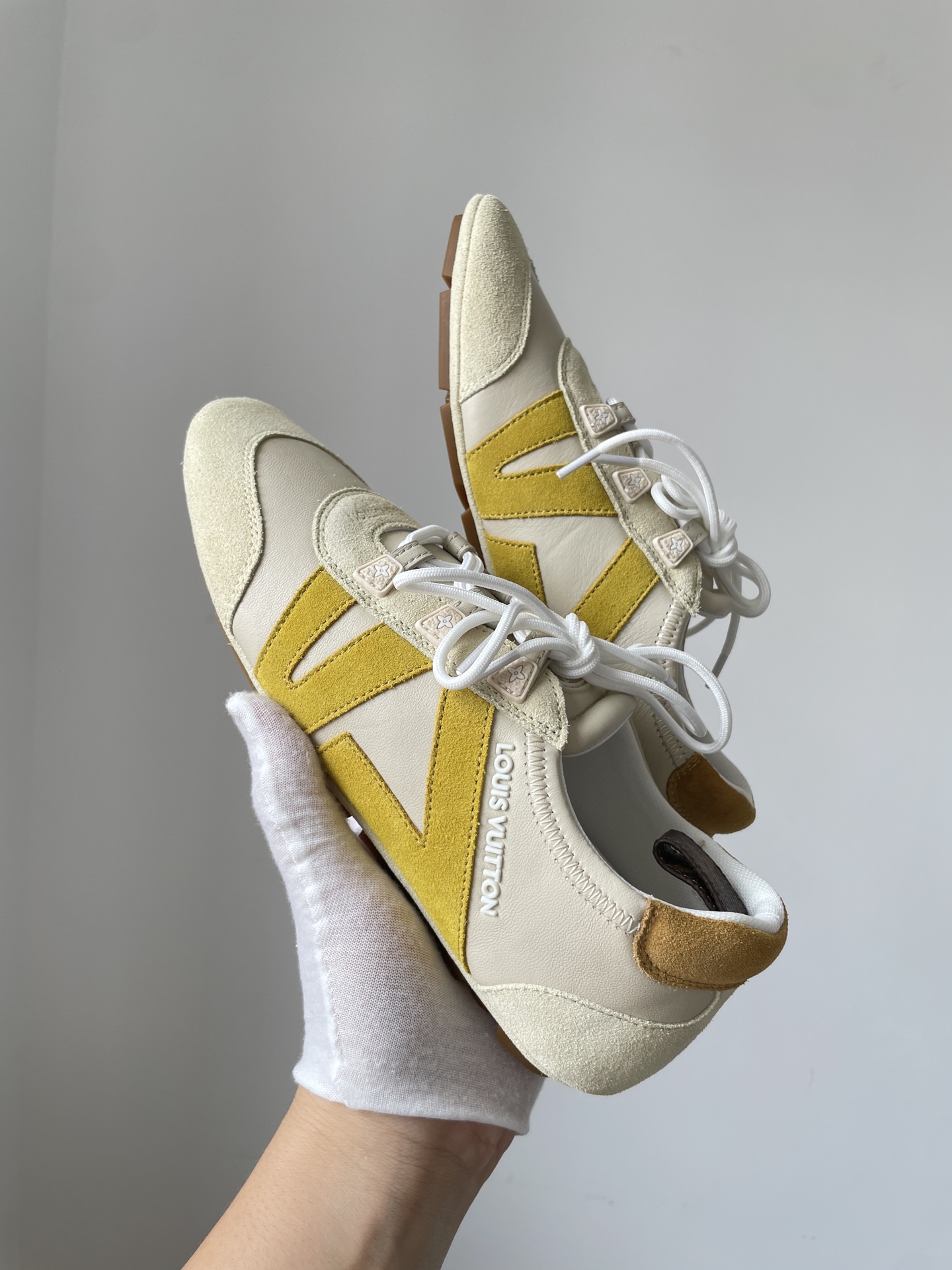 Louis Vuitton Sneakerina Beige Lambskin Ballet-Inspired Low-Top Casual Shoes - Image 4