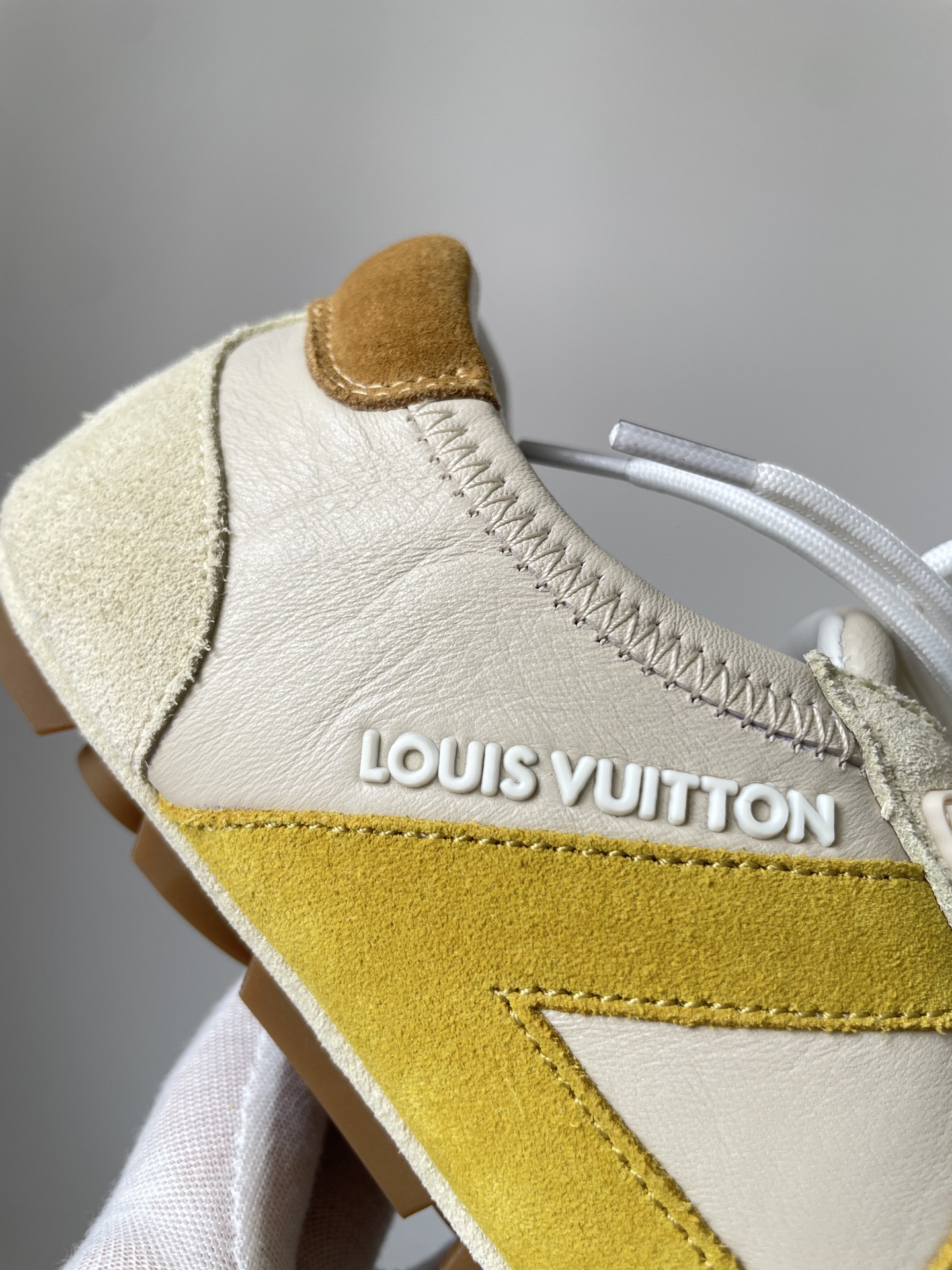 Louis Vuitton Sneakerina Beige Lambskin Ballet-Inspired Low-Top Casual Shoes - Image 7