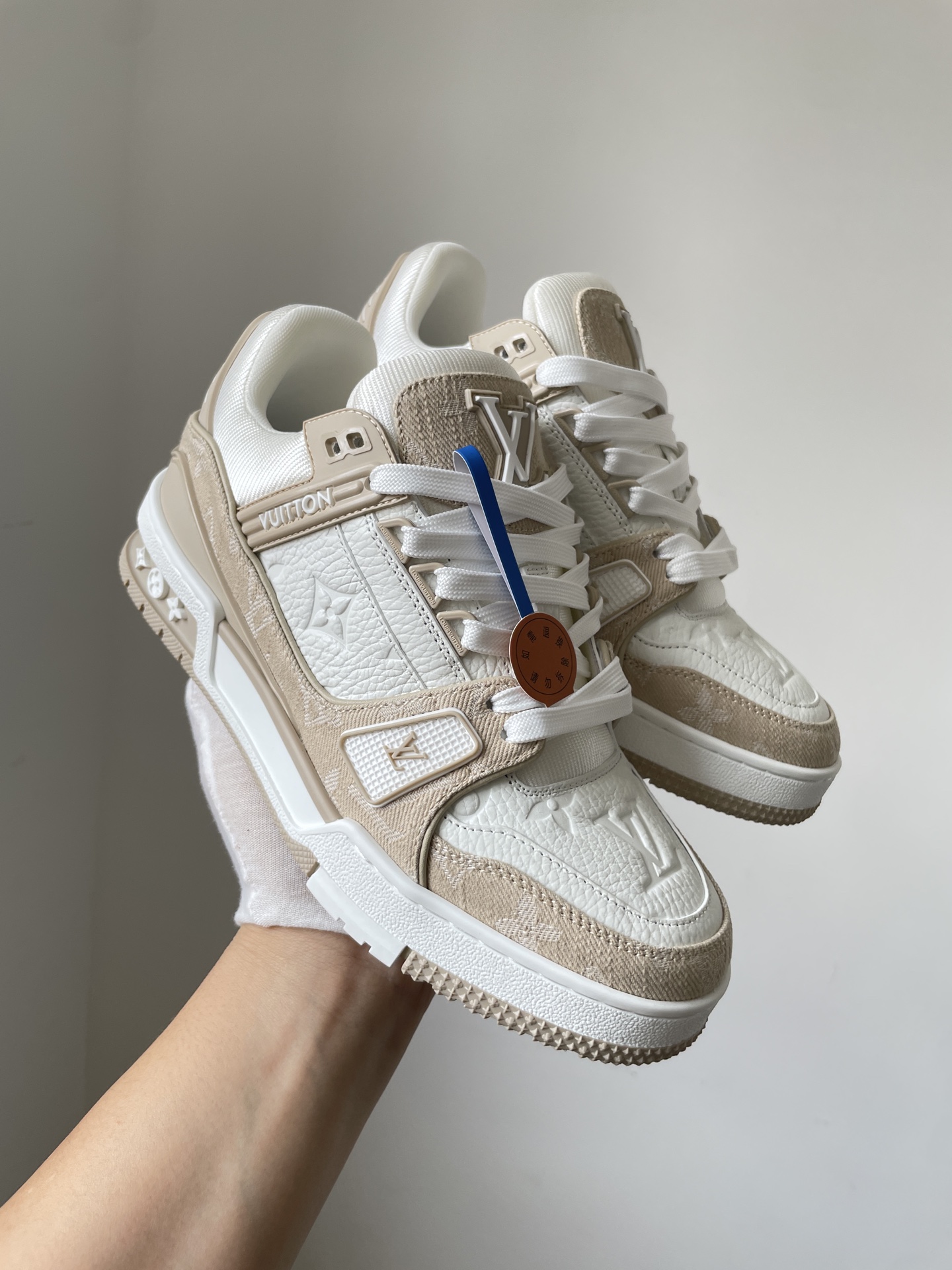 Louis Vuitton Trainer Beige Denim and Calfskin Low-Top Sneakers - Image 2