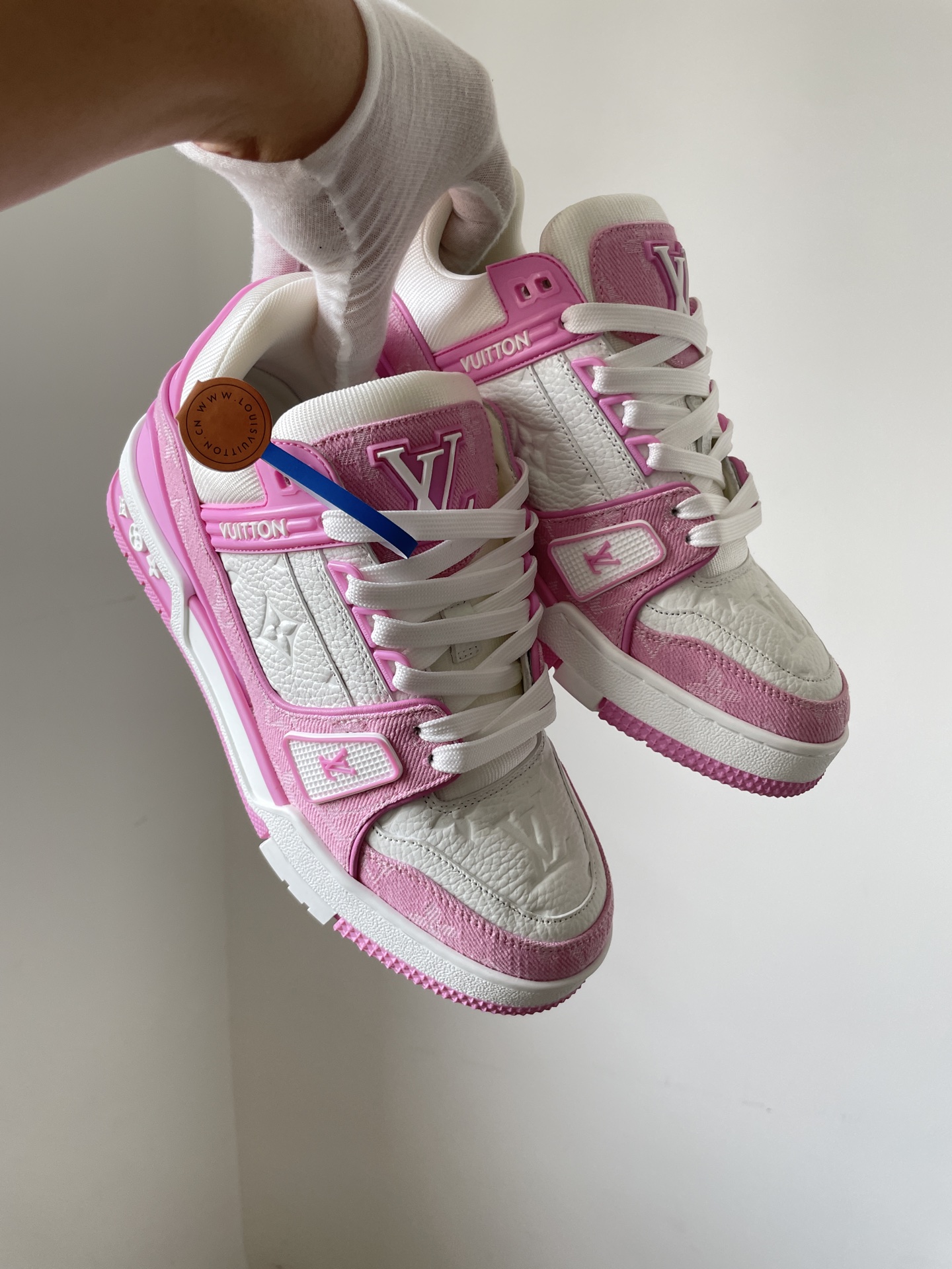 Louis Vuitton Trainer Pink Canvas and Leather Printed Low-Top Sneakers - Image 2