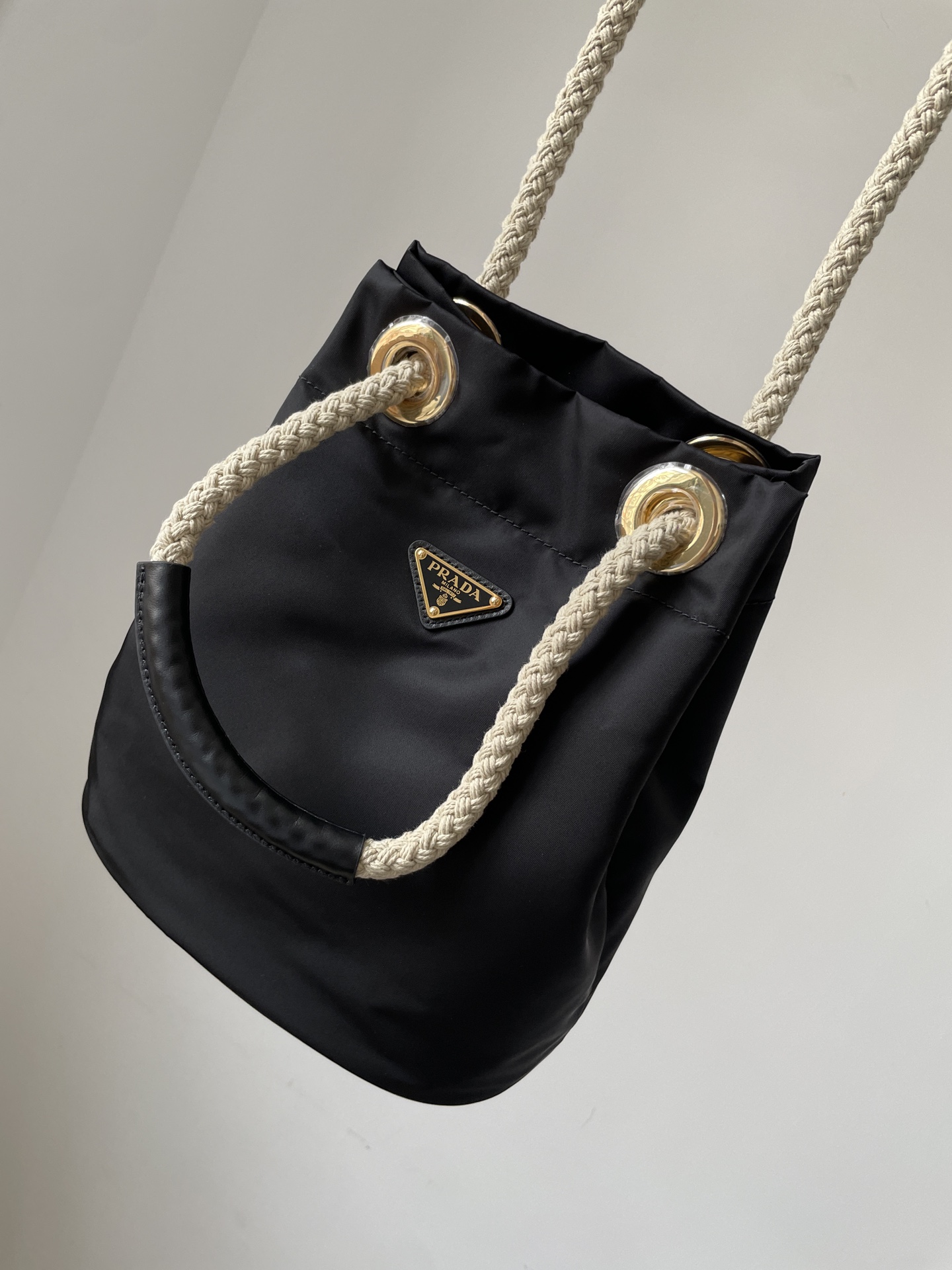 Prada Re-Nylon Small Bucket Bag Black - Image 2