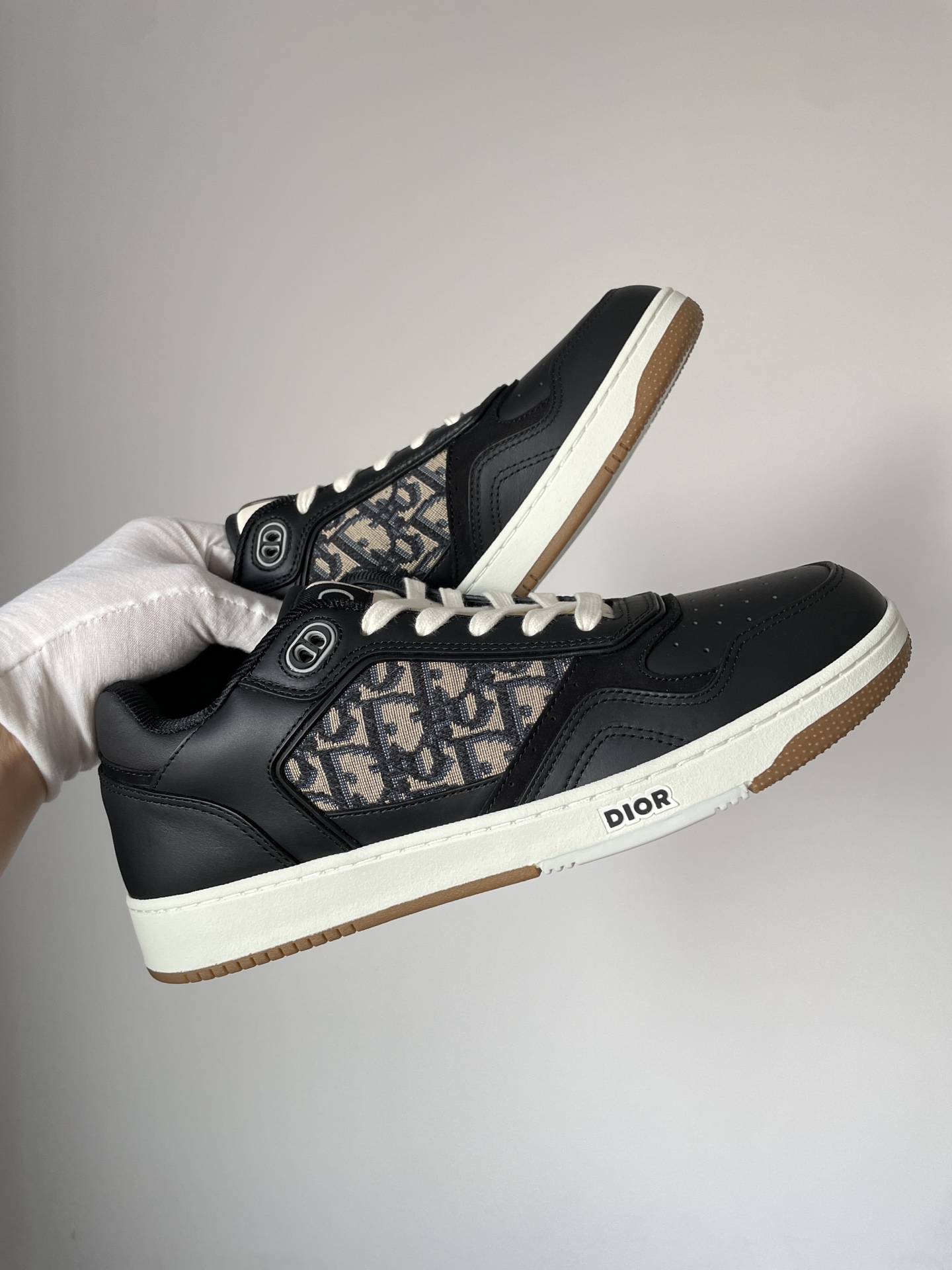 Dior B27 Calfskin Fabric Low-Top Sneakers Unisex Black - Image 2