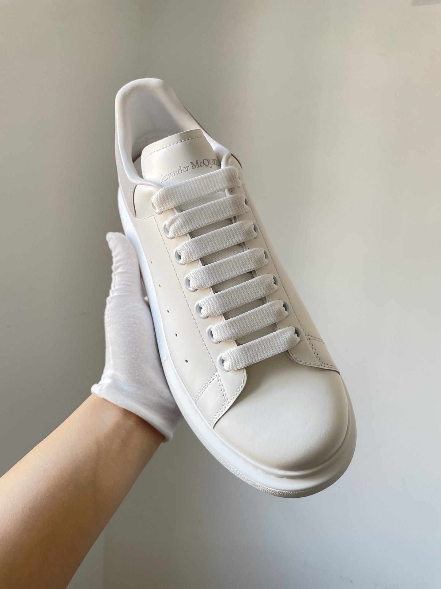 Alexander McQueen Oversized Sneaker Leather Luxury Low-Top Sneakers Unisex Gray Suede Heel - Image 3