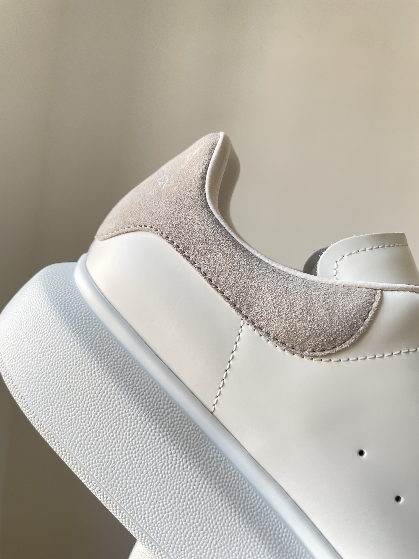 Alexander McQueen Oversized Sneaker Leather Luxury Low-Top Sneakers Unisex Gray Suede Heel - Image 6